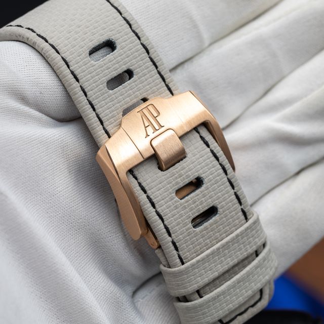 Audemars Piguet Royal Oak Offshore 26420OI.OO.A015VE.01 Image 3